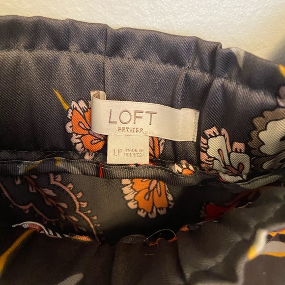 Loft faux wrap skirt - Picture 2 of 4